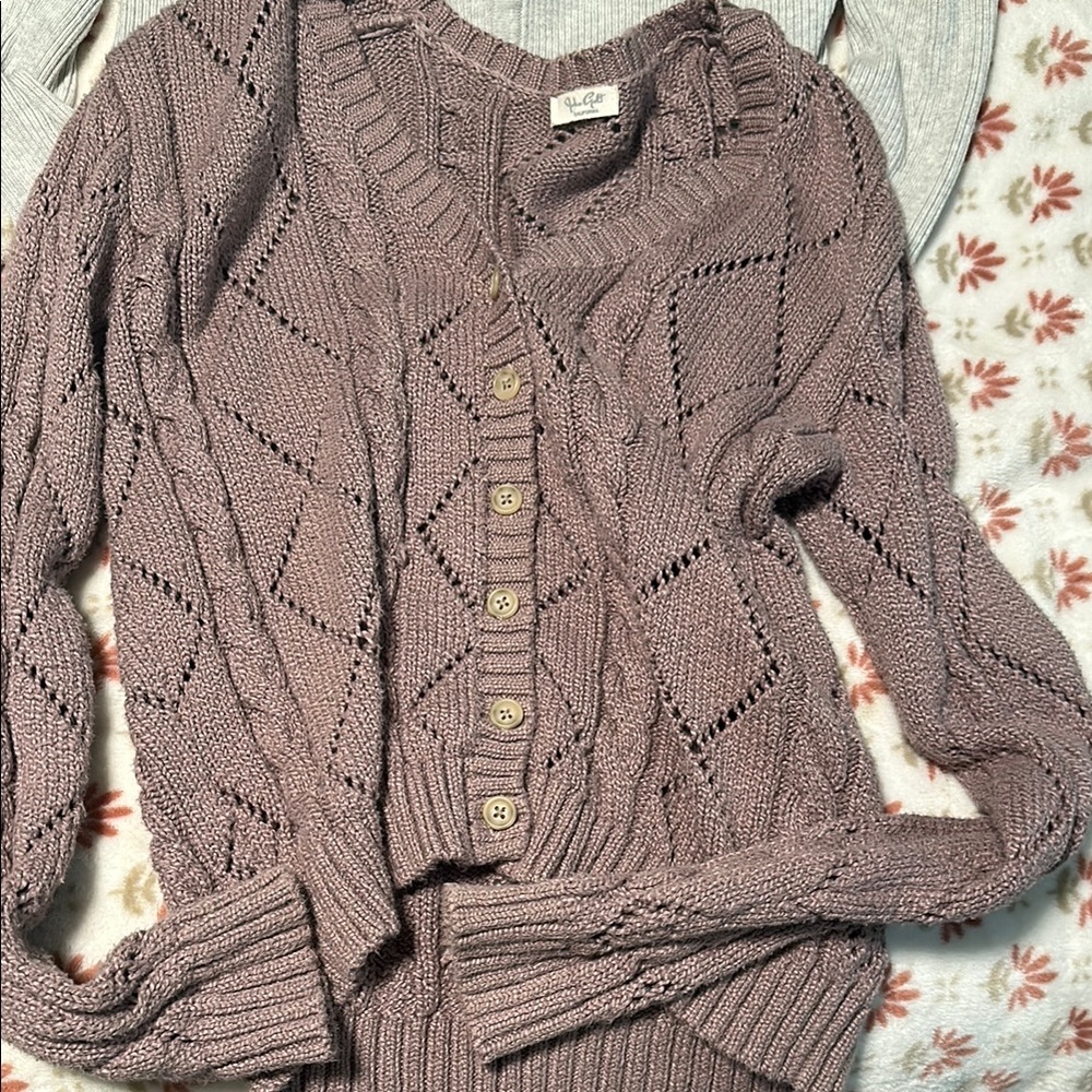 Brandy Melville people cardigan crochet